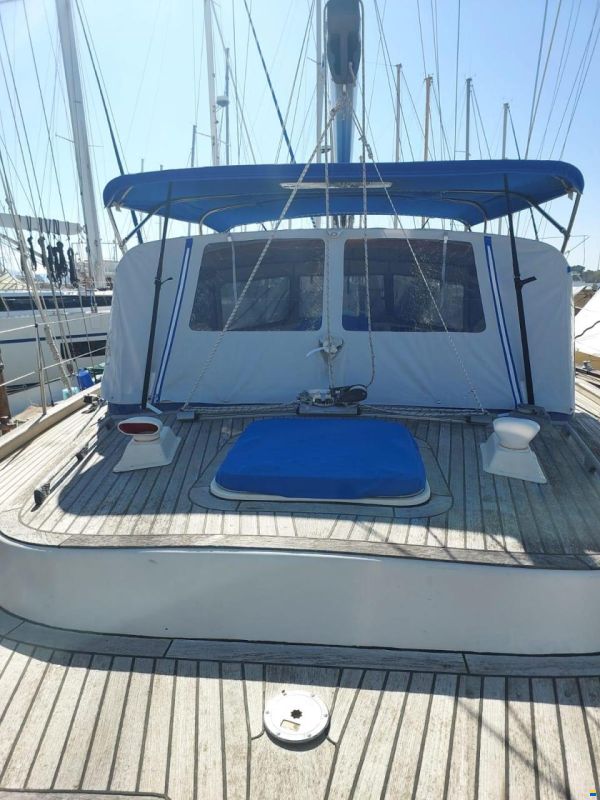 Hallberg-Rassy 49