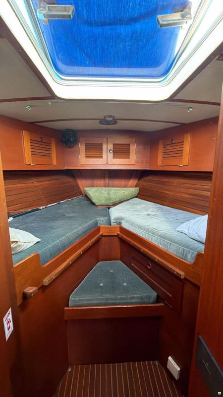 Hallberg-Rassy 49