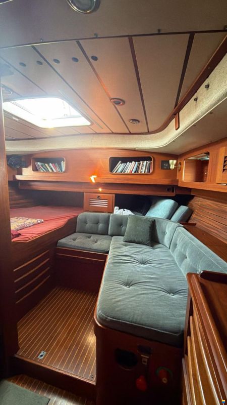 Hallberg-Rassy 49