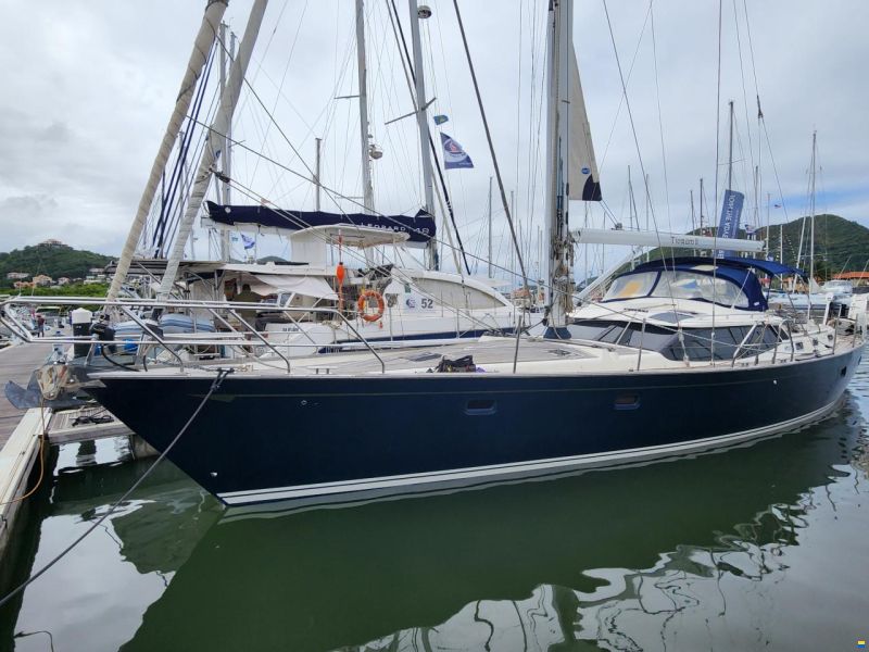 Discovery Yachts 55