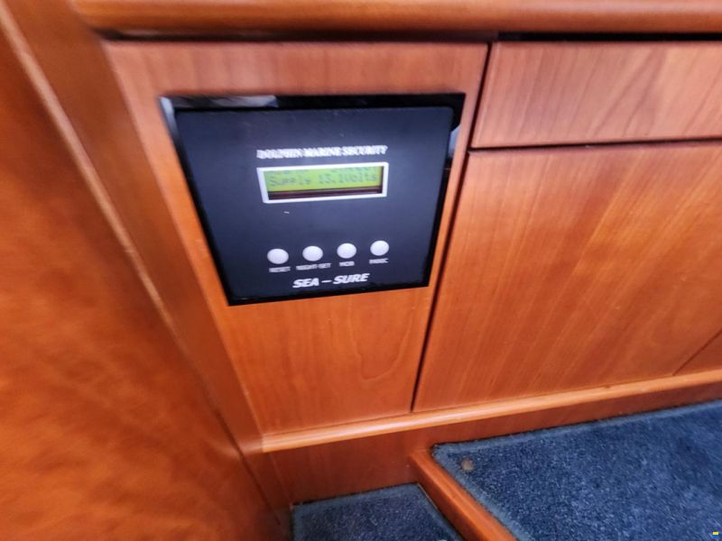 Discovery Yachts 55