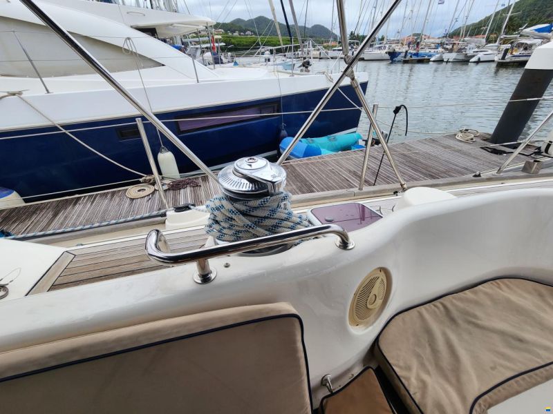 Discovery Yachts 55