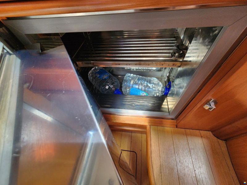 Discovery Yachts 55