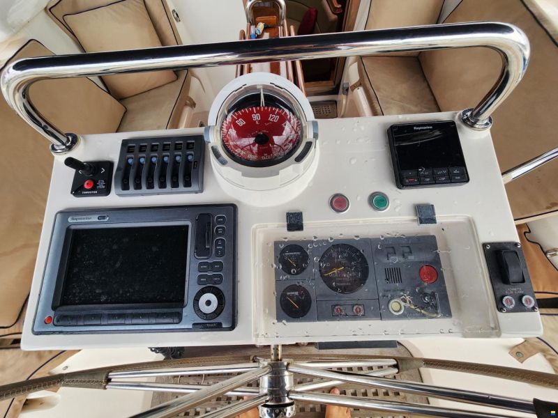 Discovery Yachts 55