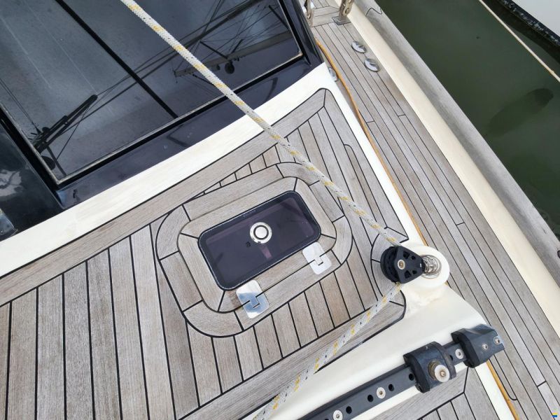 Discovery Yachts 55
