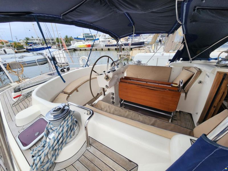Discovery Yachts 55