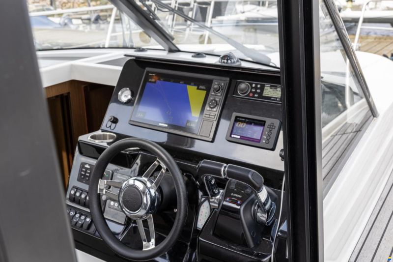 Jeanneau Merry Fisher 1095
