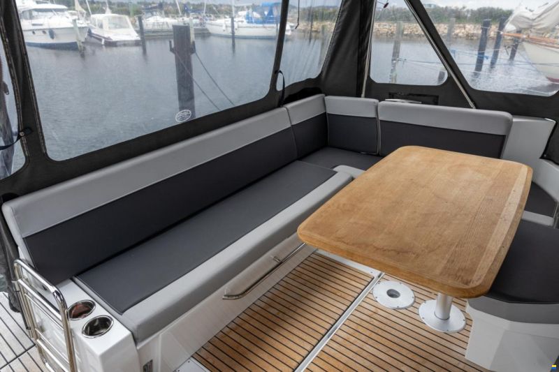 Jeanneau Merry Fisher 1095