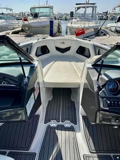 Monterey 238 SS