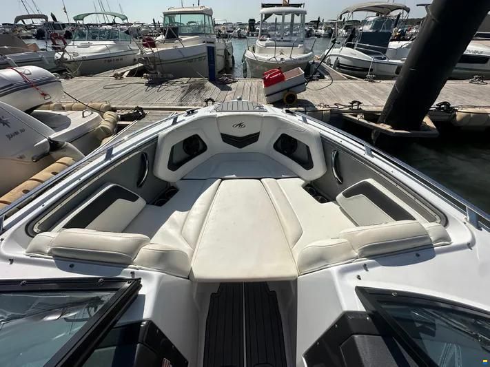 Monterey 238 SS