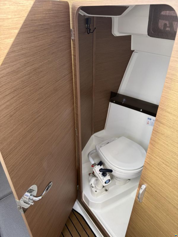 Jeanneau Merry Fisher 795