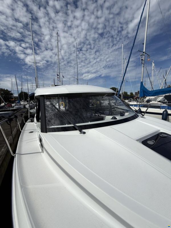Jeanneau Merry Fisher 795