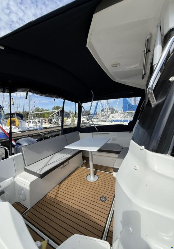 Jeanneau Merry Fisher 795