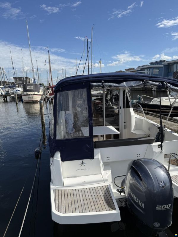 Jeanneau Merry Fisher 795
