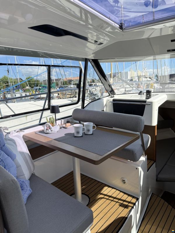 Jeanneau Merry Fisher 795