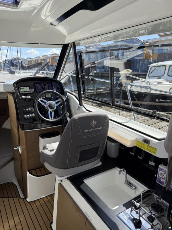 Jeanneau Merry Fisher 795