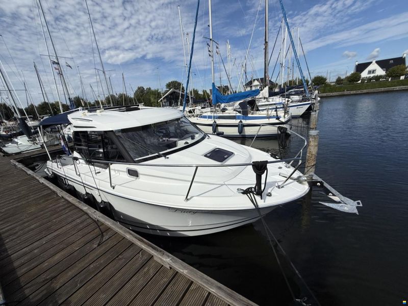 Jeanneau Merry Fisher 795