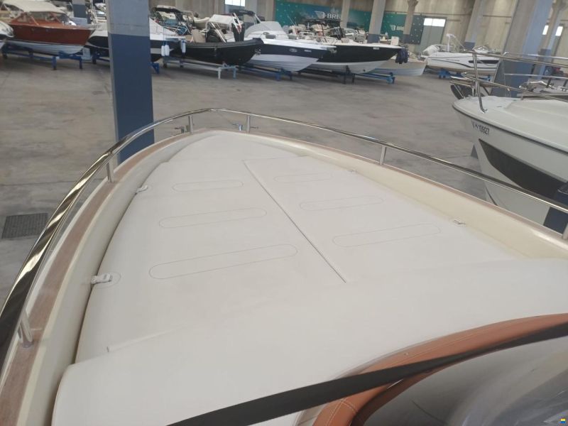 Invictus 280 GT