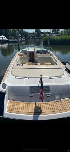 Chris Craft 28 Corsair
