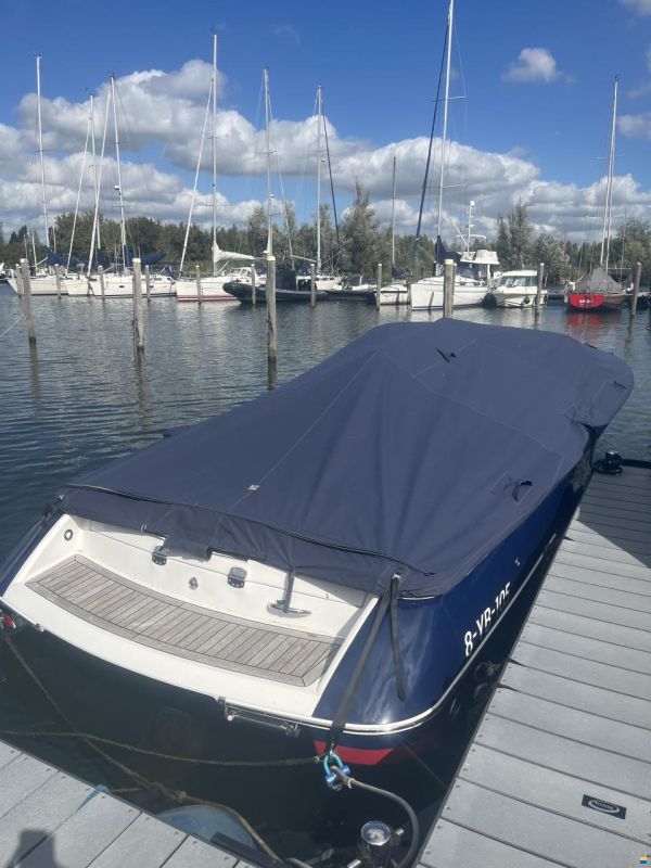Chris Craft 28 Corsair