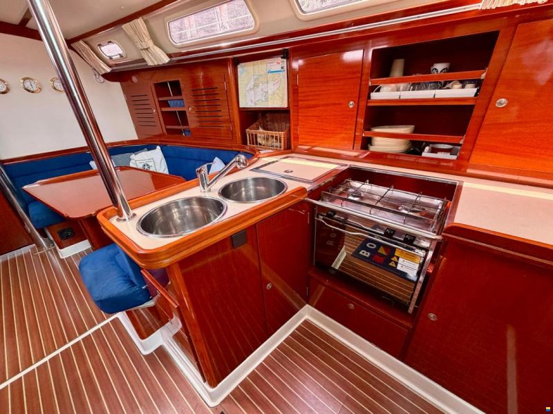 Hanse 411