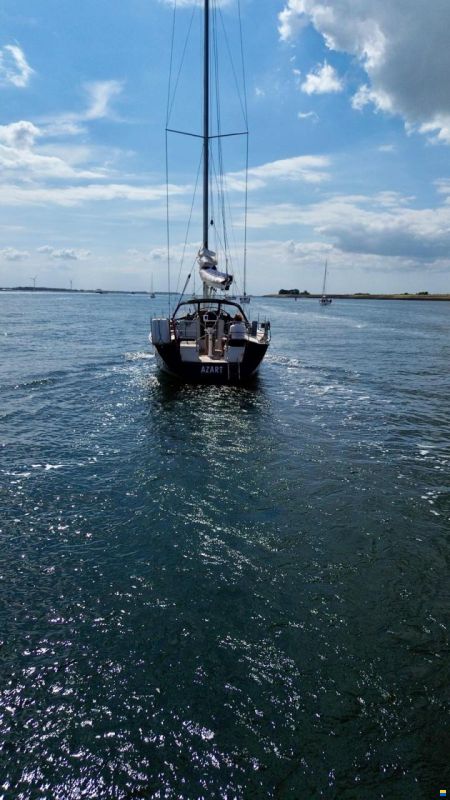 Hanse 411