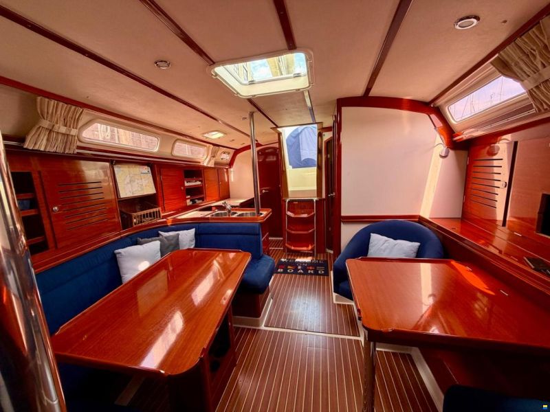 Hanse 411