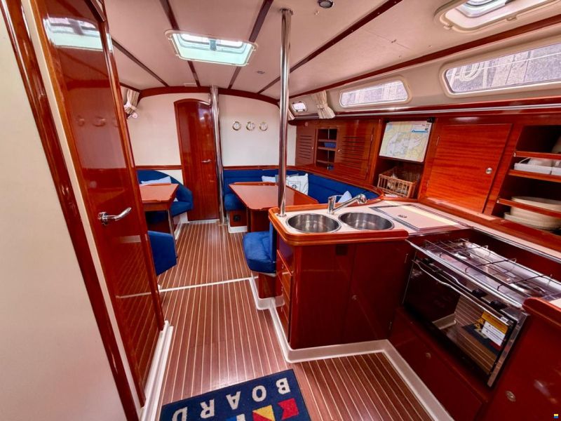 Hanse 411