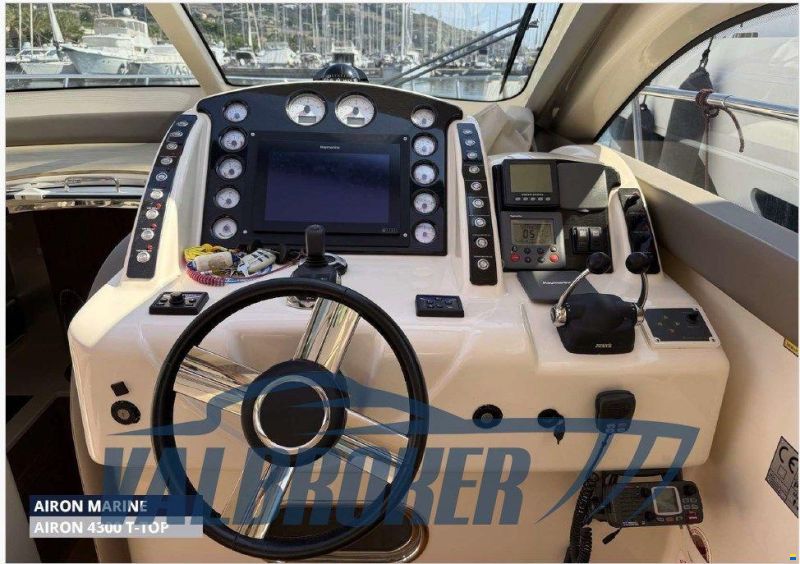 Airon Marine 4300 T-TOP