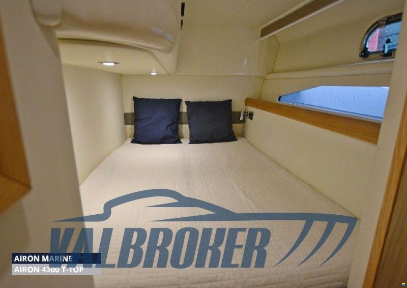 Airon Marine 4300 T-TOP