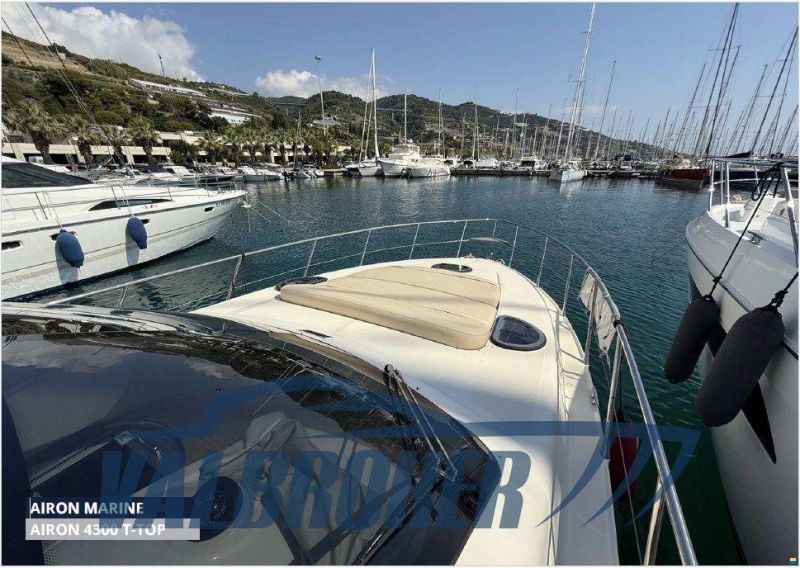 Airon Marine 4300 T-TOP