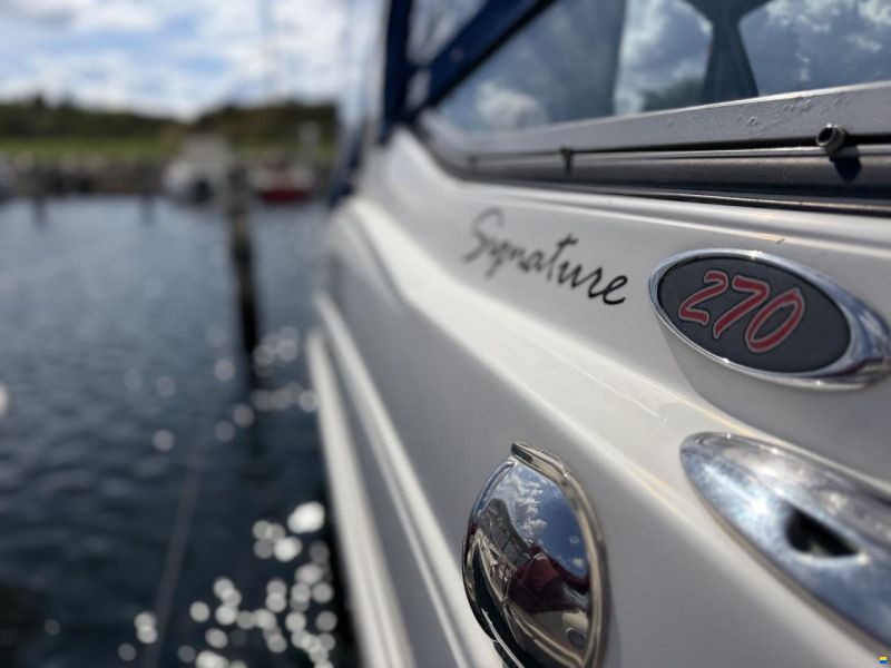 Chaparral 270 Signature