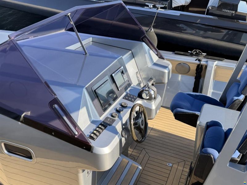 Wally Tender 45