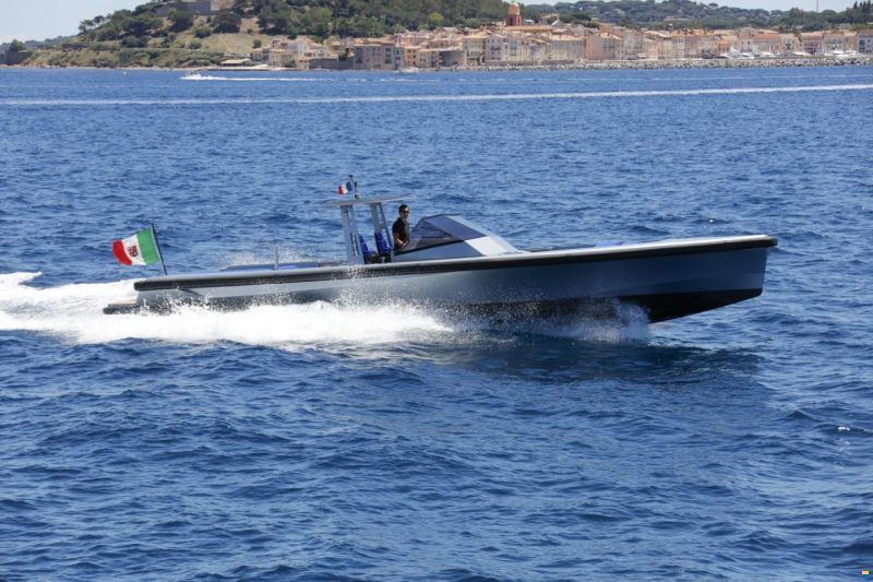 Wally Tender 45