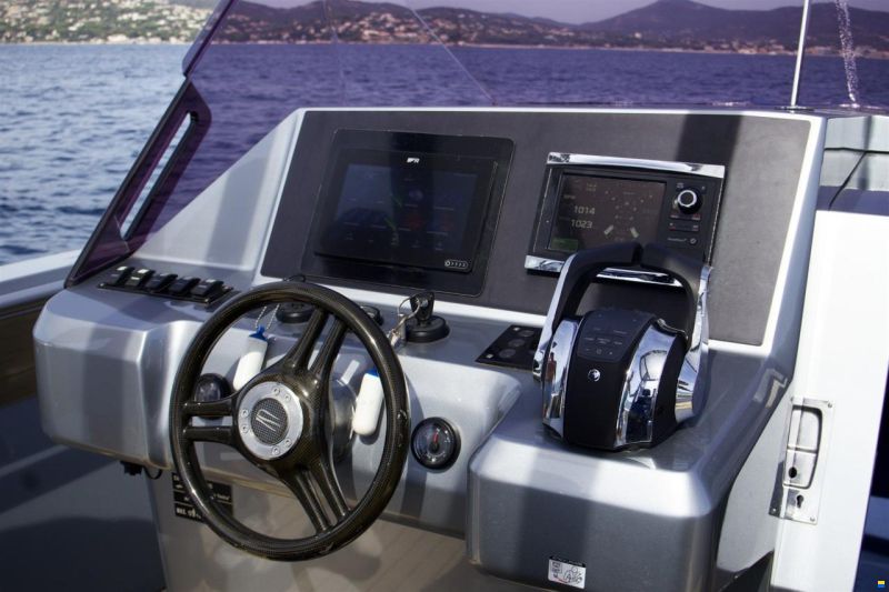 Wally Tender 45