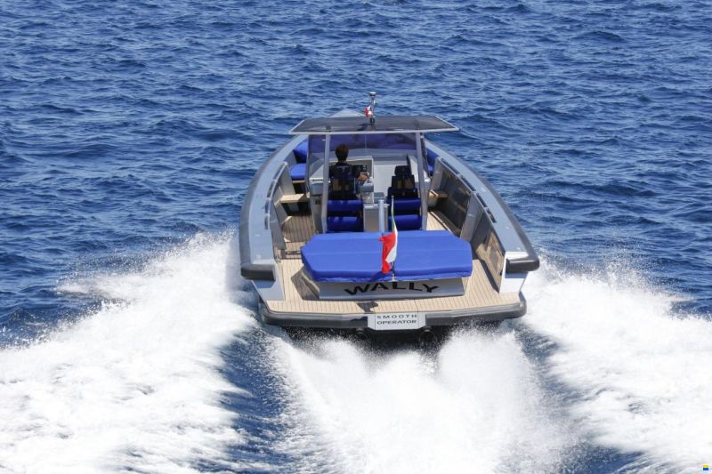 Wally Tender 45