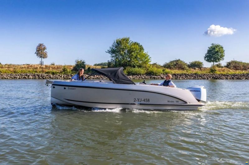Maxima 580 Sport Lounge