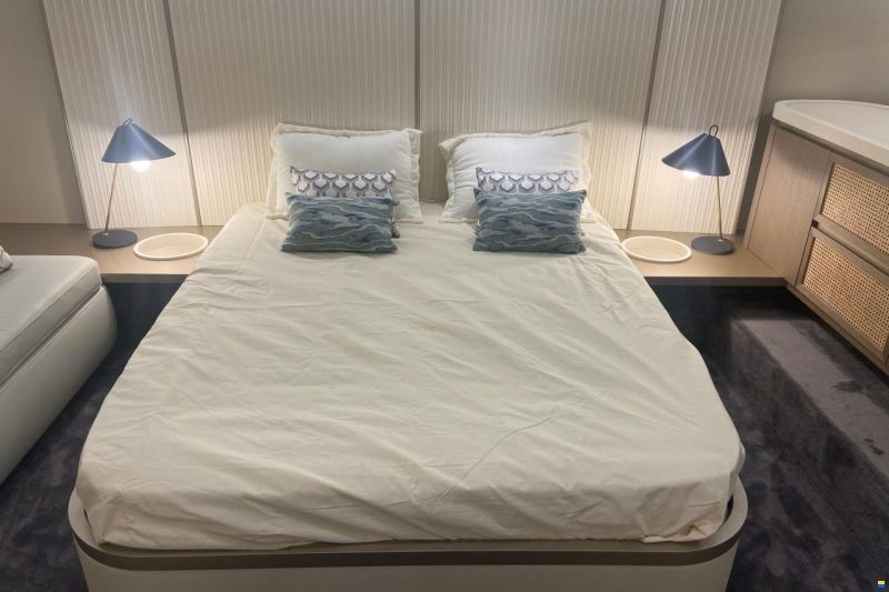 Azimut Magellano 60