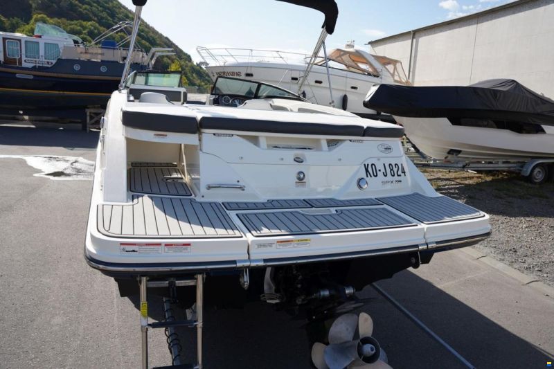 Sea Ray 230 SPXE 2017