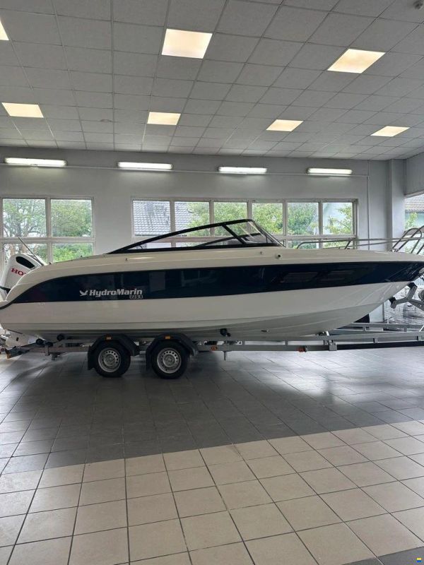 HydroMarin 6930 Daycrusier