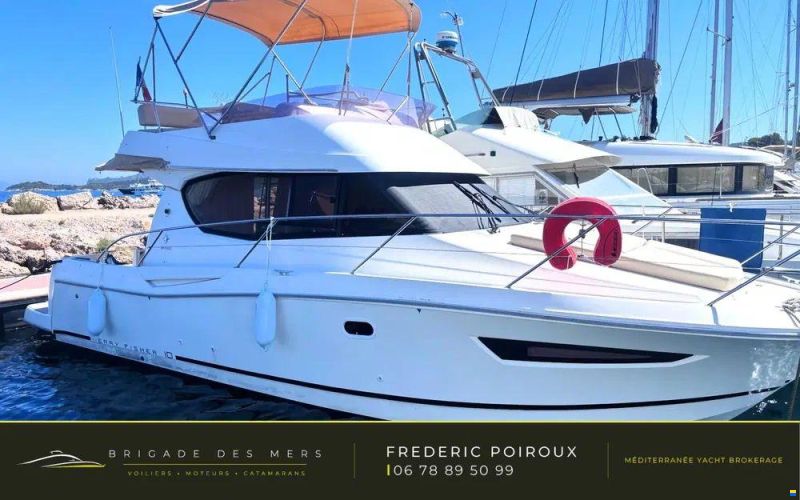 Jeanneau Merry Fisher 10