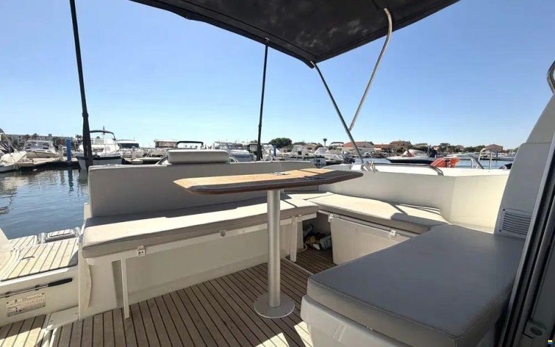 Beneteau Antares 8 OB