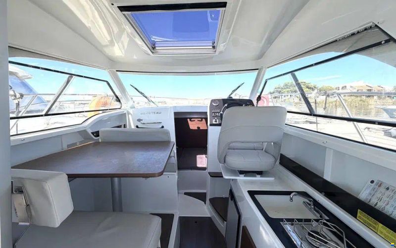 Beneteau Antares 8 OB