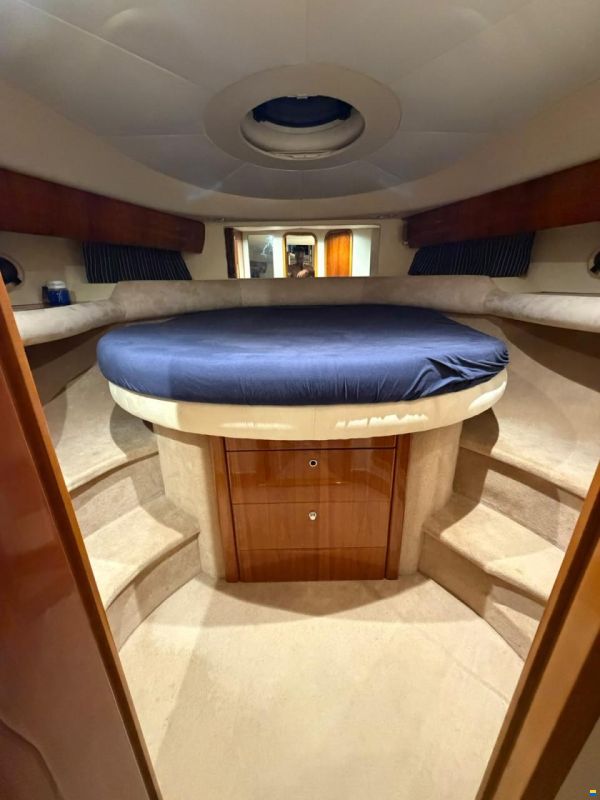 Princess V42