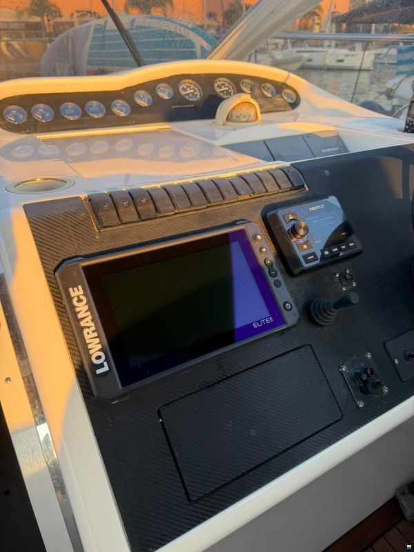 Princess V42