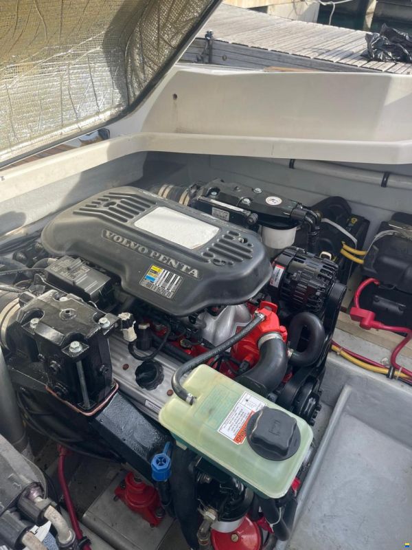 Chris Craft Corsair 28