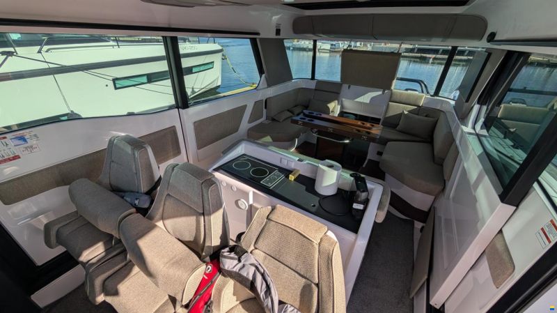 Axopar 45 XC Cross Cabin
