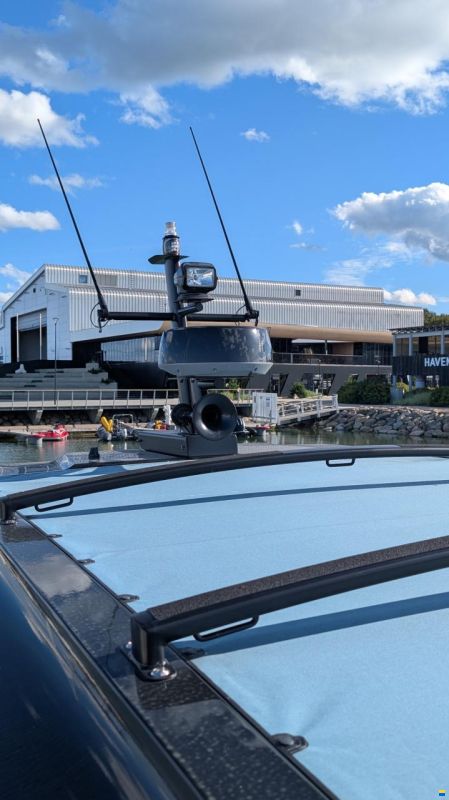 Axopar 45 XC Cross Cabin