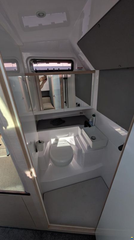Axopar 45 XC Cross Cabin