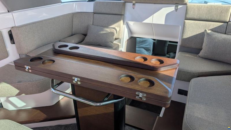 Axopar 45 XC Cross Cabin